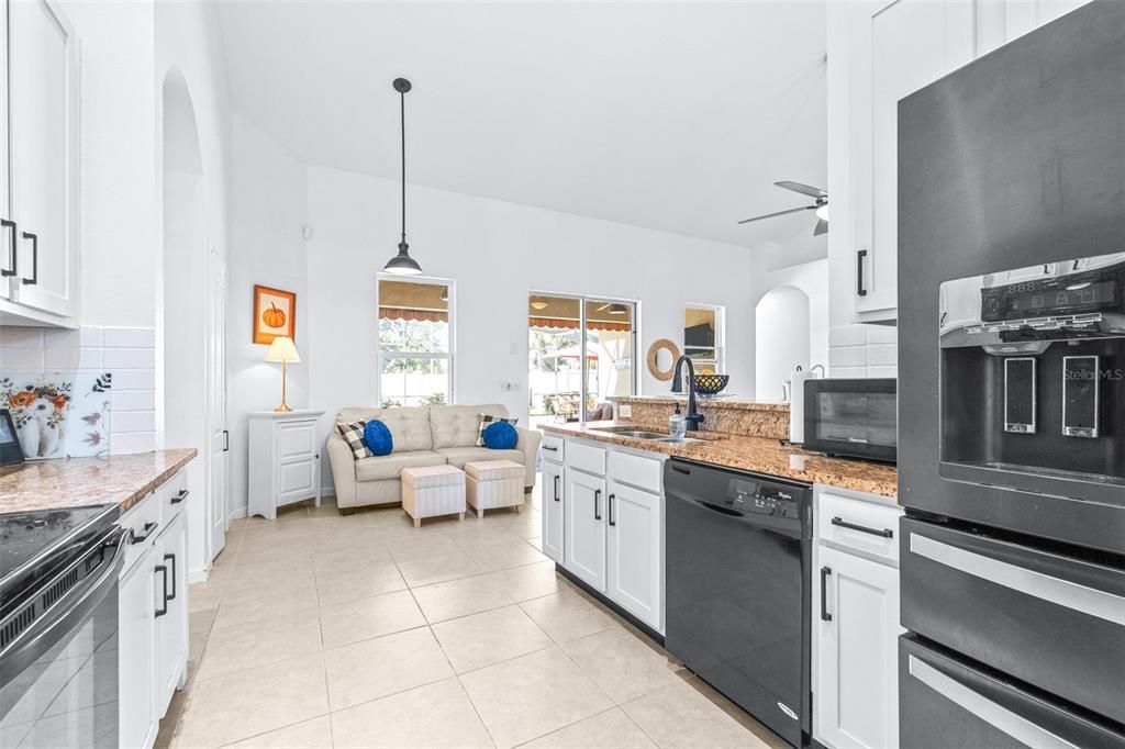 En Venta: $470,000 (5 camas, 3 baños, 2172 Pies cuadrados)