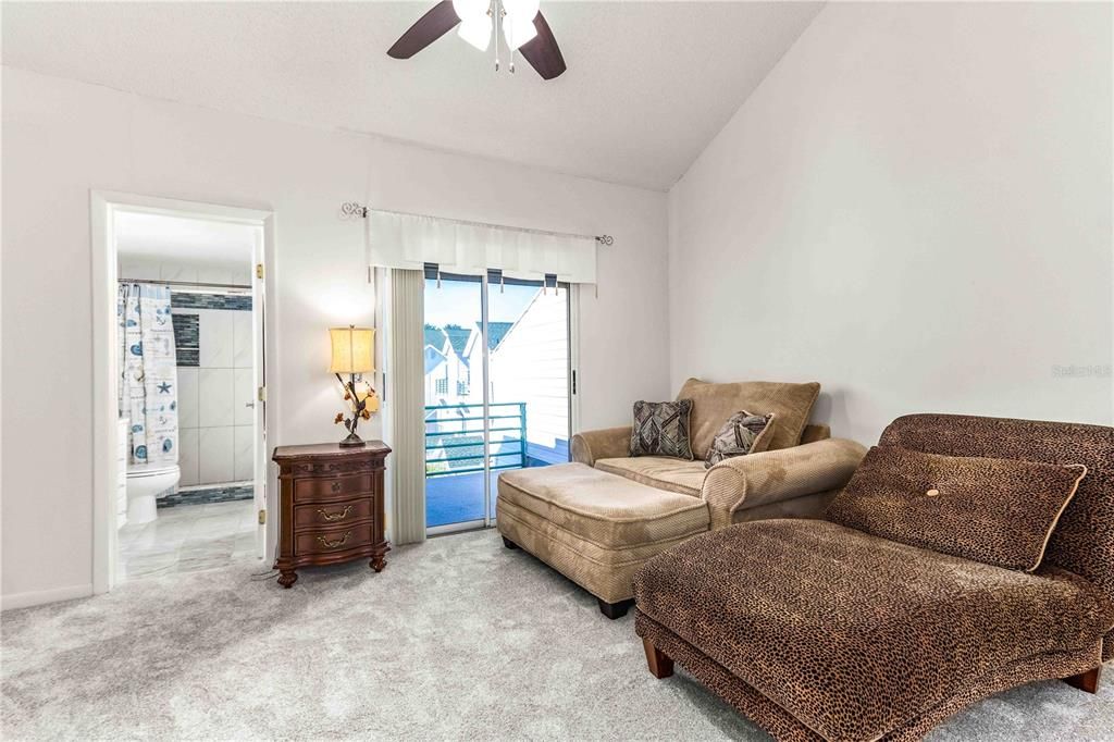 For Sale: $515,000 (3 beds, 3 baths, 1700 Square Feet)