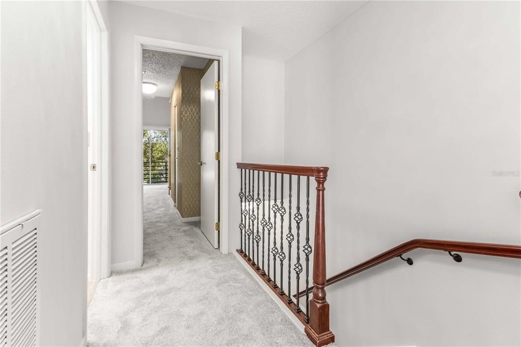 For Sale: $515,000 (3 beds, 3 baths, 1700 Square Feet)