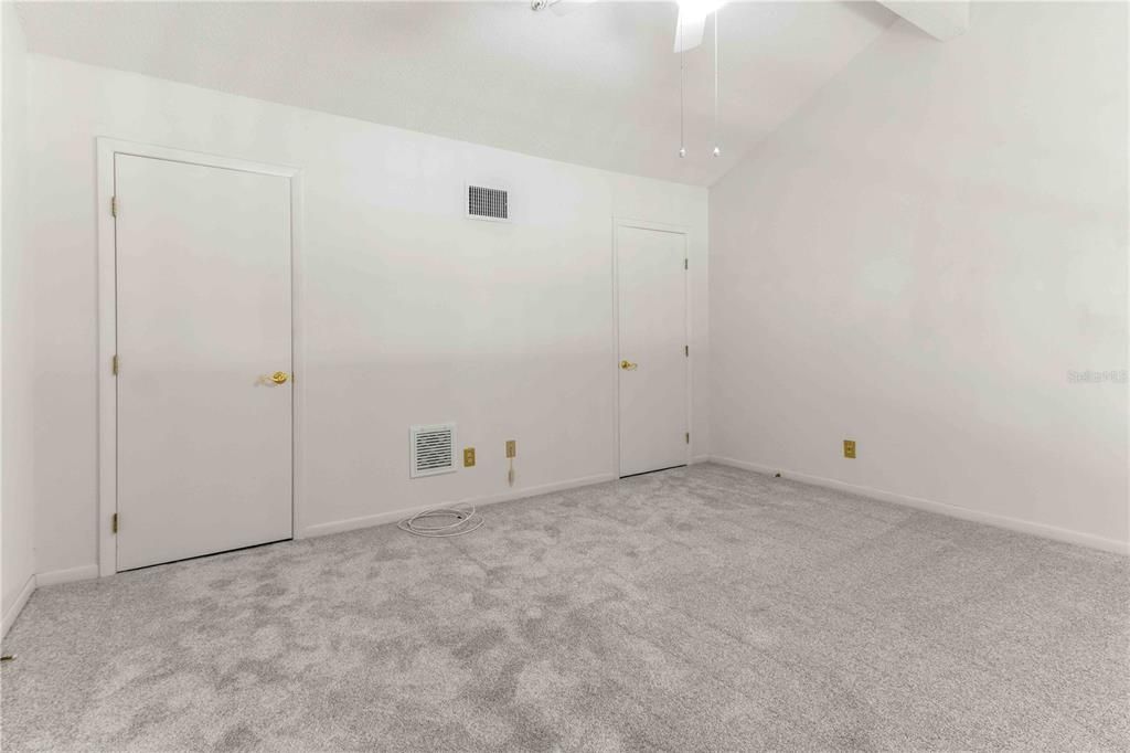 For Sale: $515,000 (3 beds, 3 baths, 1700 Square Feet)