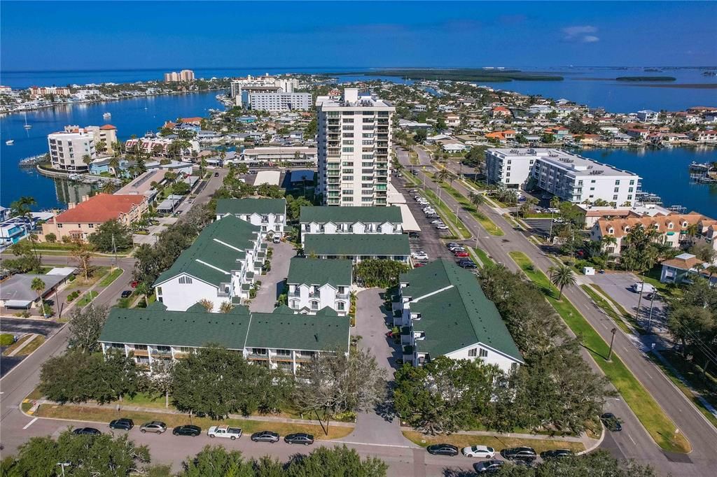 For Sale: $515,000 (3 beds, 3 baths, 1700 Square Feet)