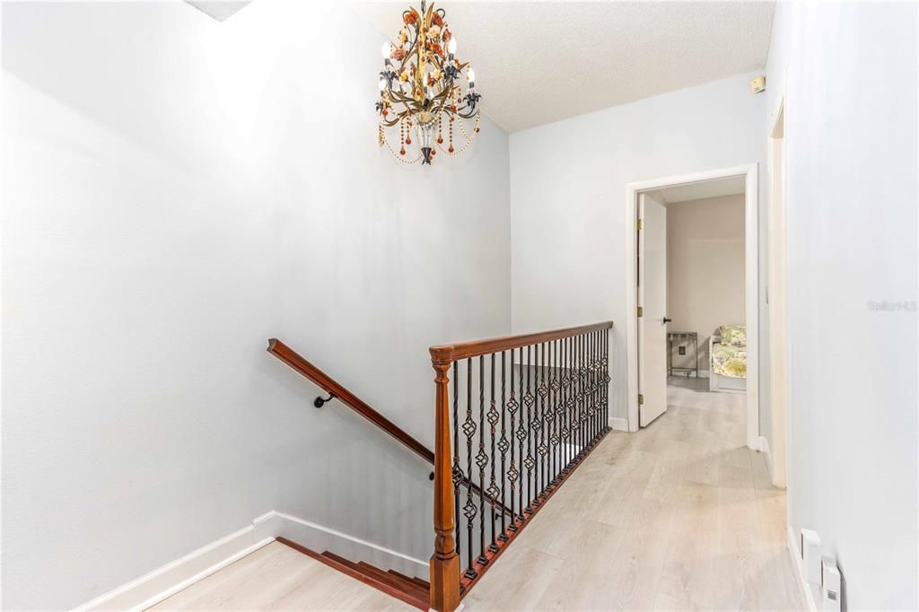 For Sale: $515,000 (3 beds, 3 baths, 1700 Square Feet)