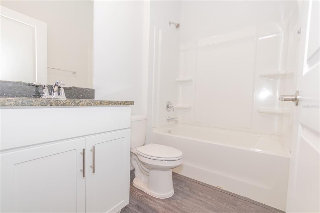 For Sale: $369,900 (3 beds, 2 baths, 1670 Square Feet)