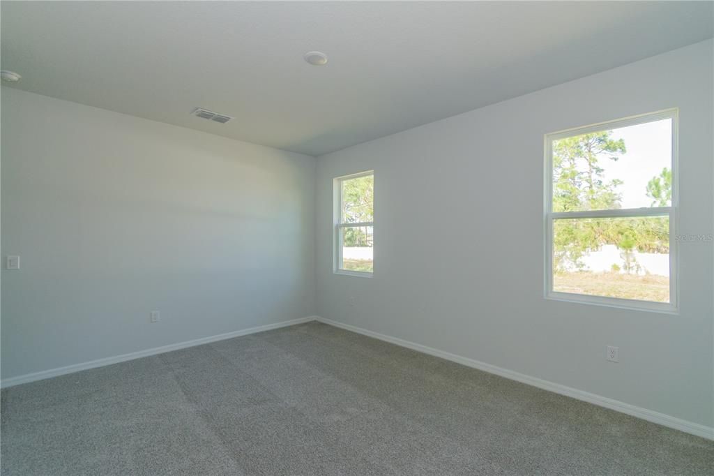 For Sale: $369,900 (3 beds, 2 baths, 1670 Square Feet)