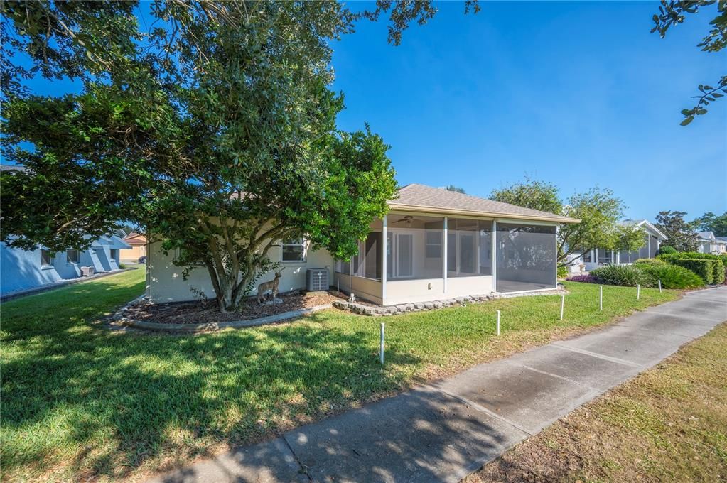 For Sale: $325,000 (2 beds, 2 baths, 1627 Square Feet)