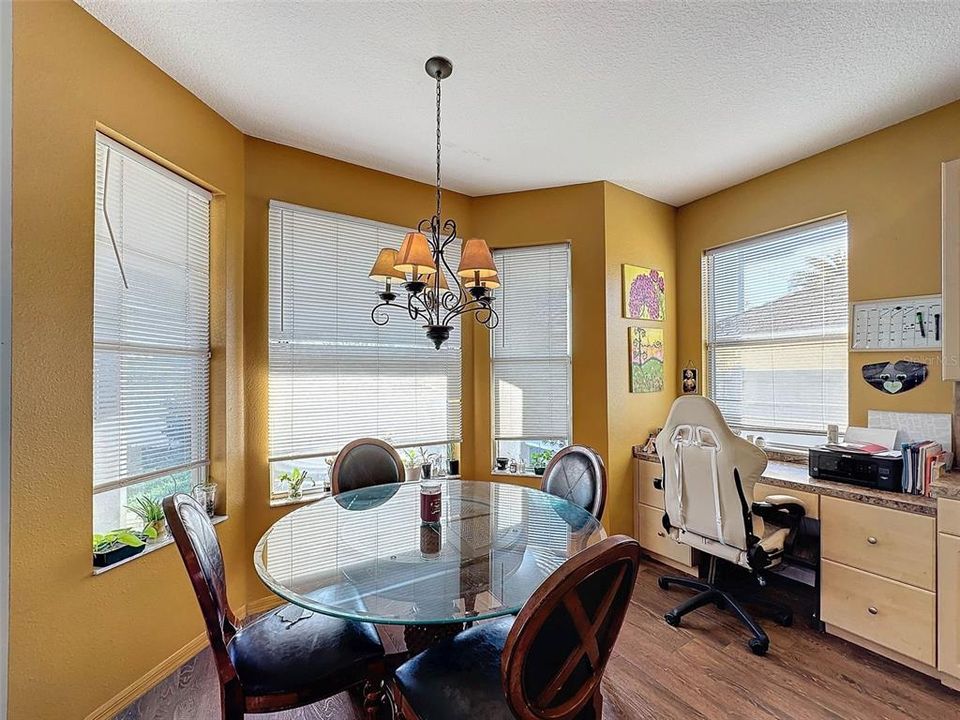 待售: $449,900 (5 贝兹, 3 浴室, 3364 平方英尺)