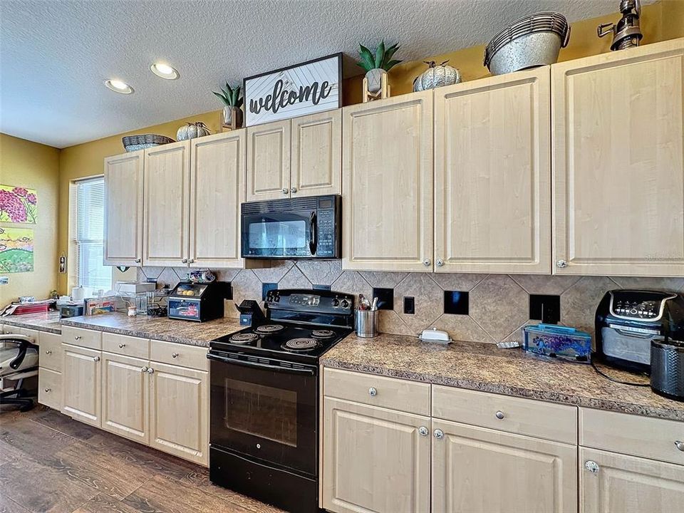 待售: $449,900 (5 贝兹, 3 浴室, 3364 平方英尺)