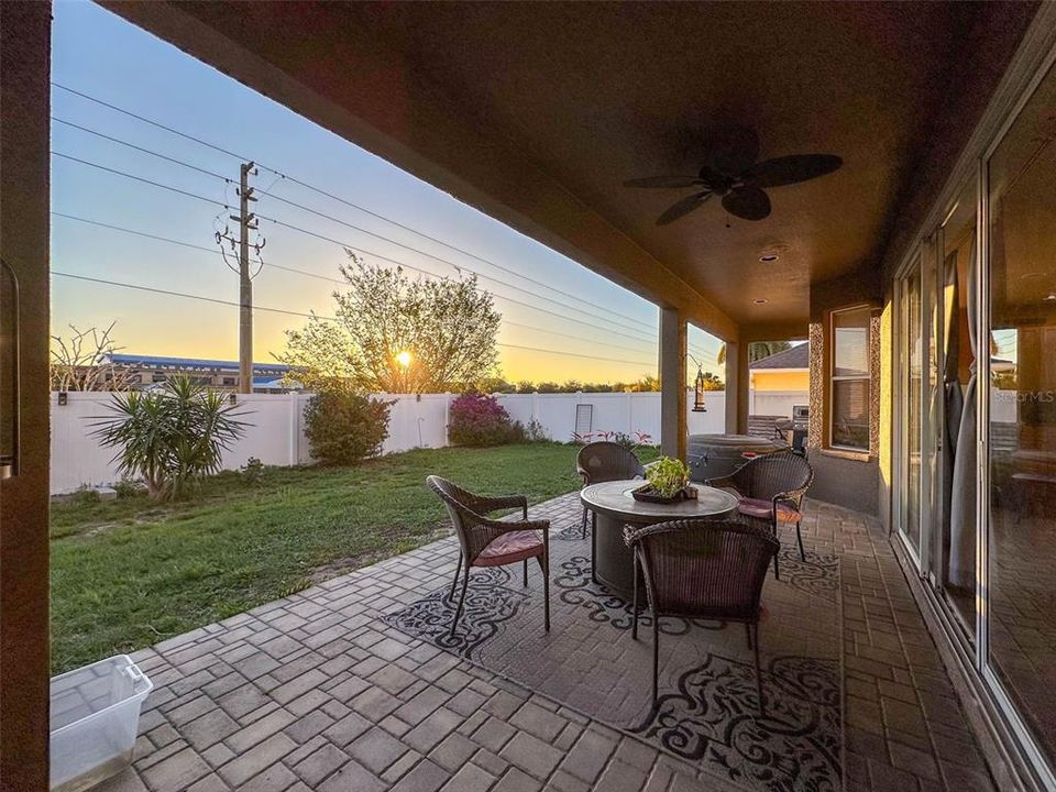 待售: $449,900 (5 贝兹, 3 浴室, 3364 平方英尺)