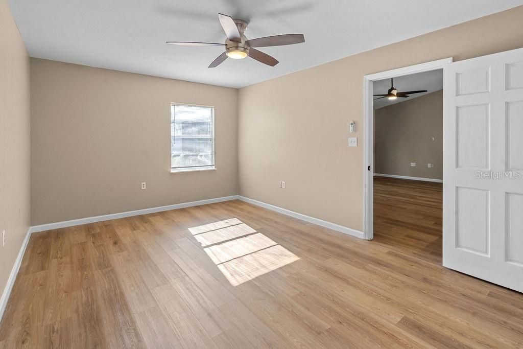 For Sale: $389,900 (4 beds, 2 baths, 1628 Square Feet)