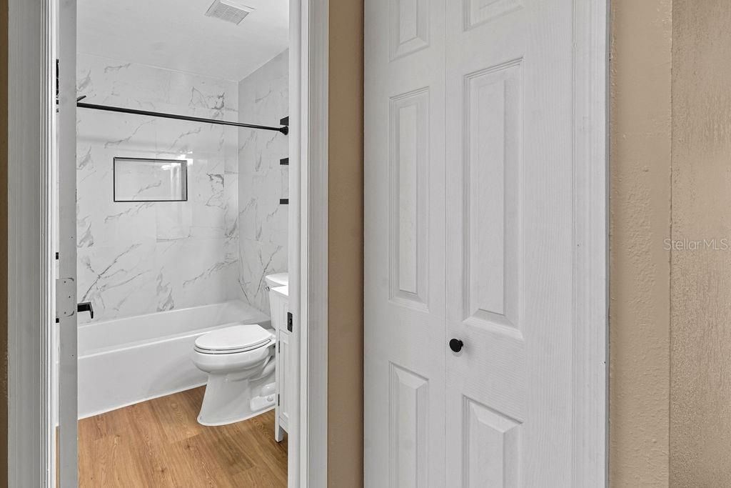 For Sale: $389,900 (4 beds, 2 baths, 1628 Square Feet)