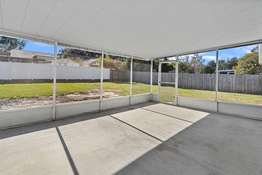 For Sale: $389,900 (4 beds, 2 baths, 1628 Square Feet)