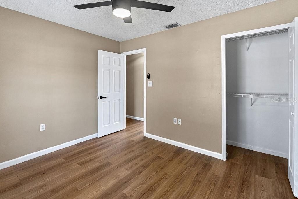 For Sale: $389,900 (4 beds, 2 baths, 1628 Square Feet)