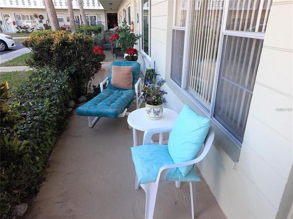 Active With Contract: $175,000 (2 beds, 2 baths, 1400 Square Feet)