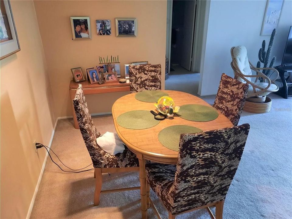 Active With Contract: $175,000 (2 beds, 2 baths, 1400 Square Feet)