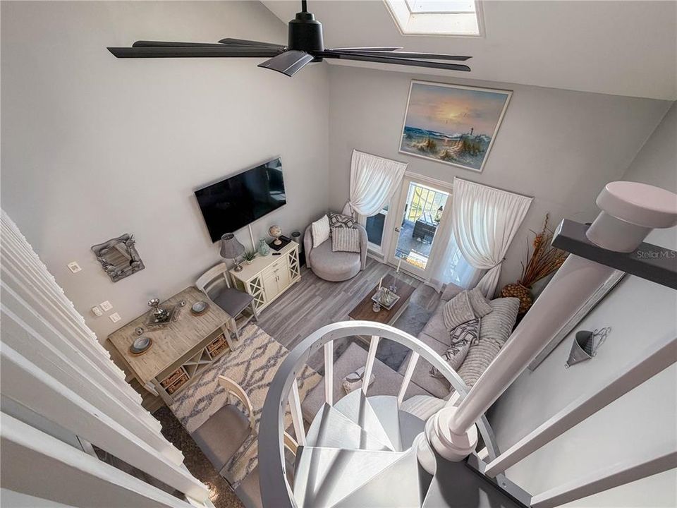 待售: $229,900 (1 贝兹, 1 浴室, 798 平方英尺)