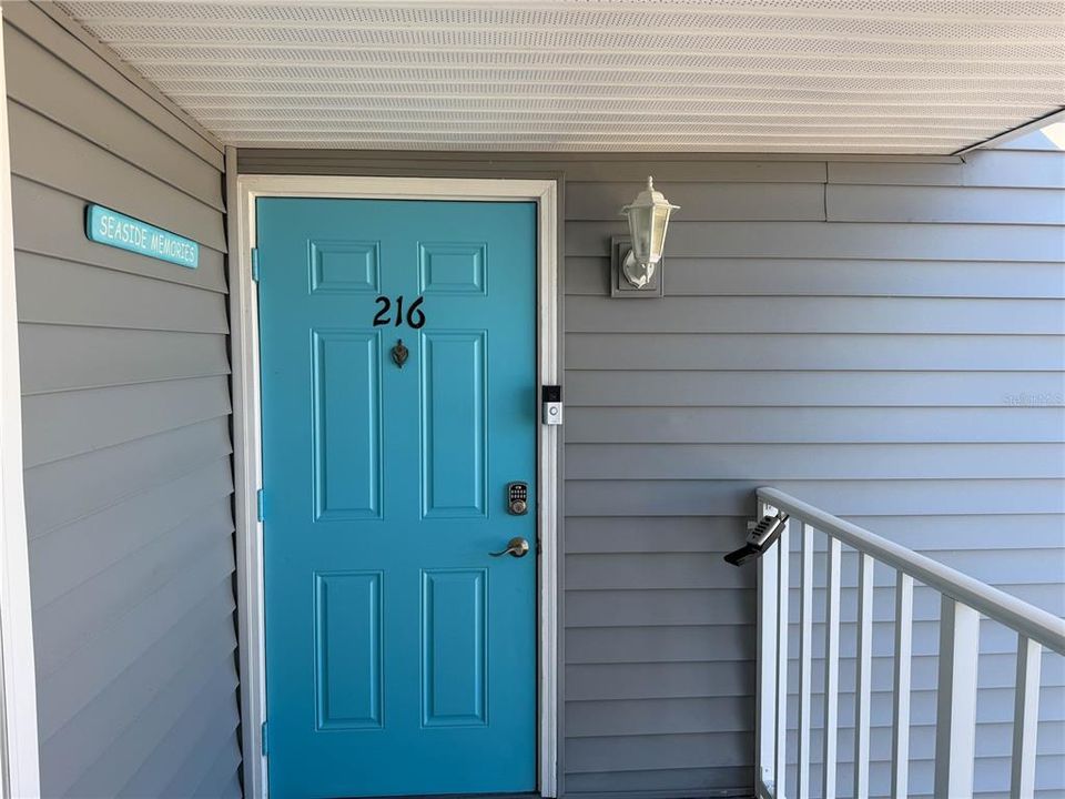 待售: $229,900 (1 贝兹, 1 浴室, 798 平方英尺)