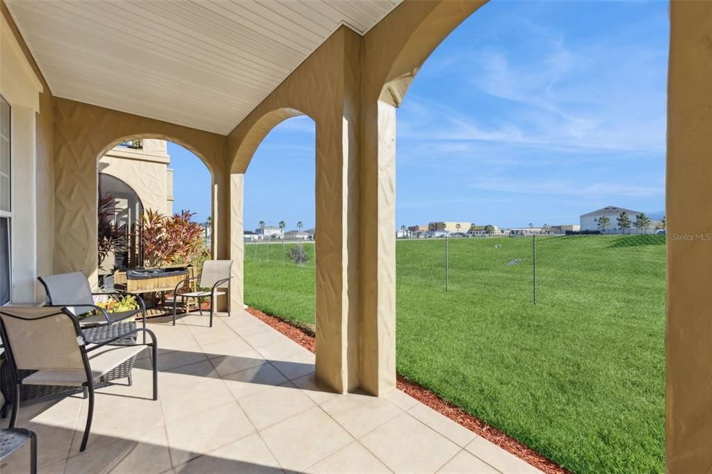 En Venta: $278,777 (4 camas, 3 baños, 1950 Pies cuadrados)