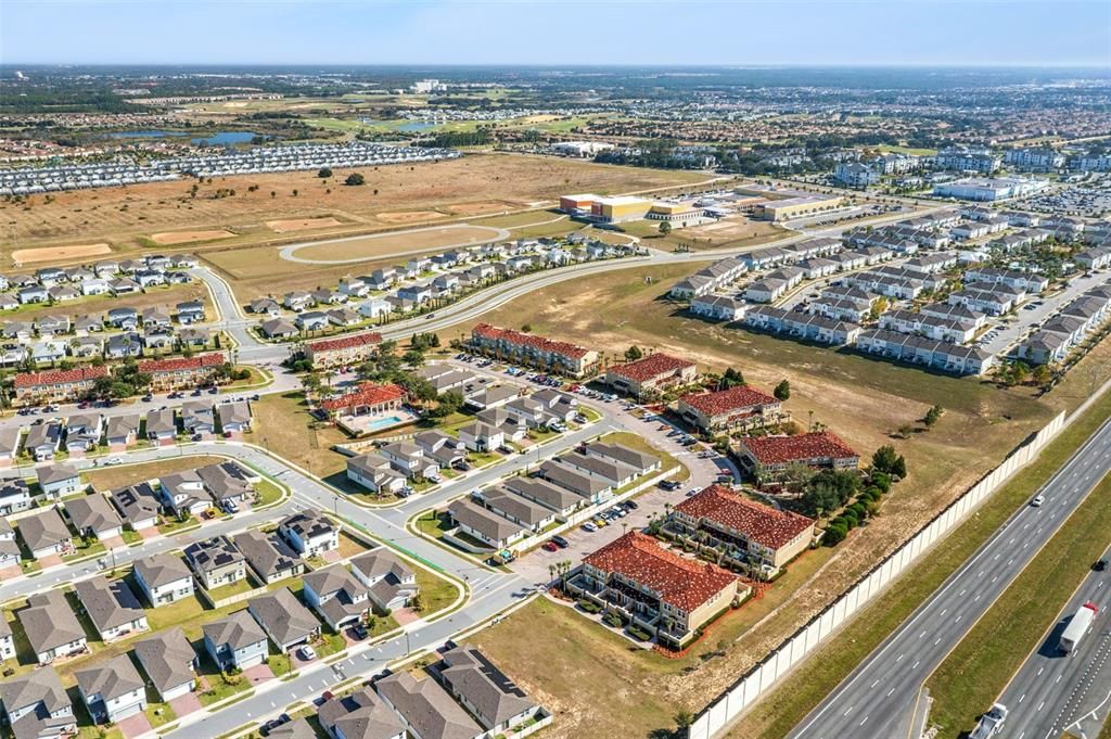 En Venta: $278,777 (4 camas, 3 baños, 1950 Pies cuadrados)