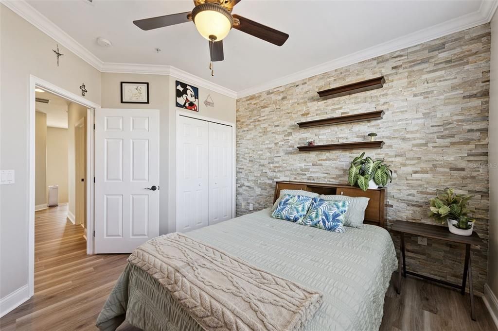 En Venta: $278,777 (4 camas, 3 baños, 1950 Pies cuadrados)