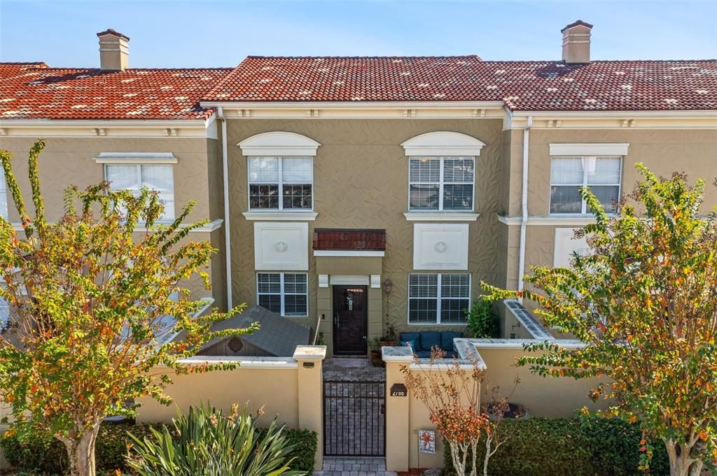 En Venta: $278,777 (4 camas, 3 baños, 1950 Pies cuadrados)