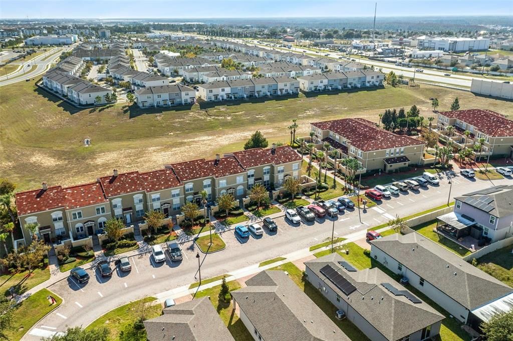 En Venta: $278,777 (4 camas, 3 baños, 1950 Pies cuadrados)