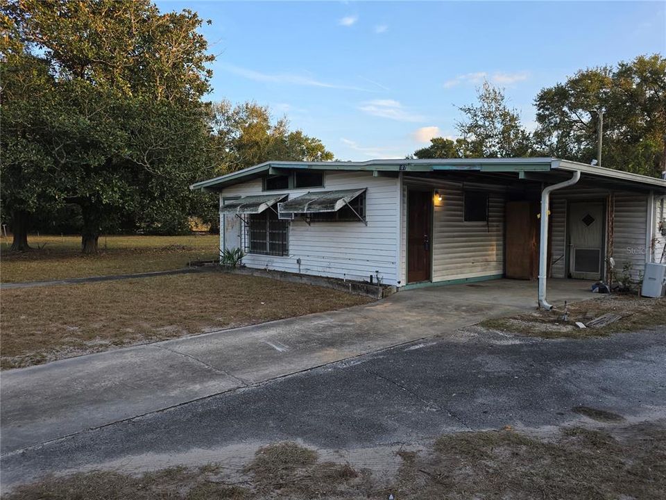 待售: $160,000 (2 贝兹, 1 浴室, 775 平方英尺)