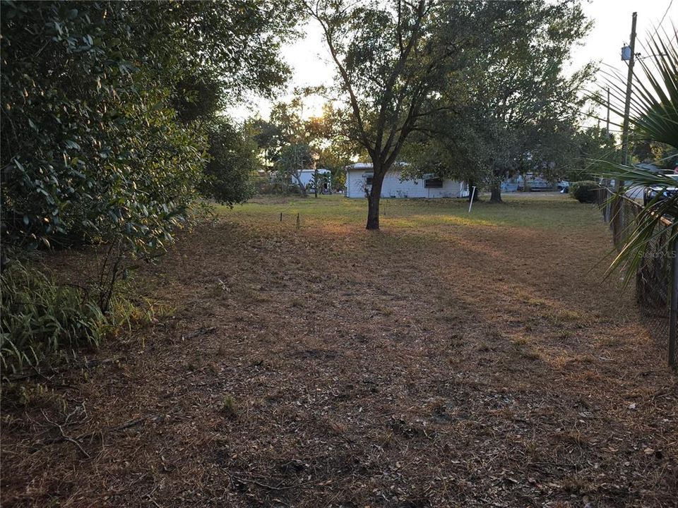 待售: $160,000 (2 贝兹, 1 浴室, 775 平方英尺)