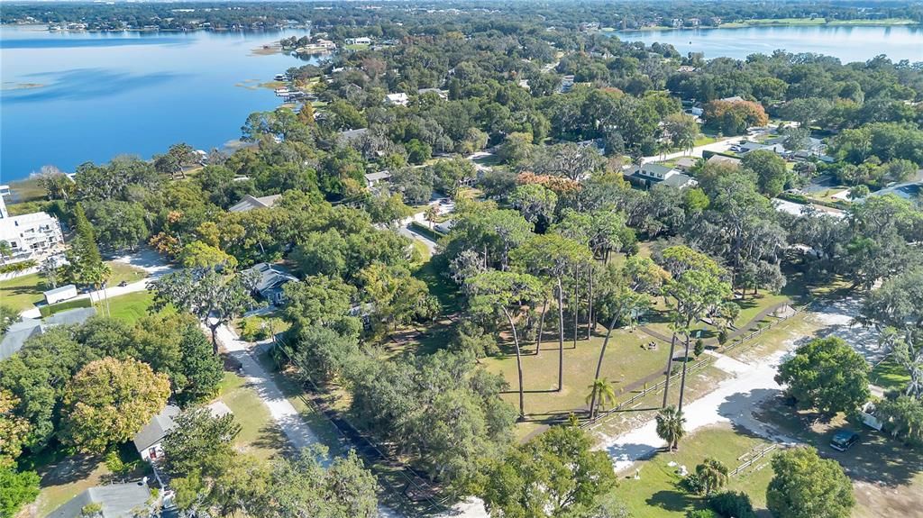 For Sale: $885,000 (2 beds, 1 baths, 2115 Square Feet)