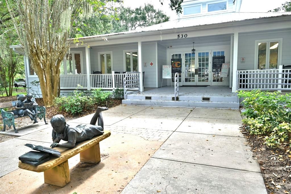 For Sale: $885,000 (2 beds, 1 baths, 2115 Square Feet)