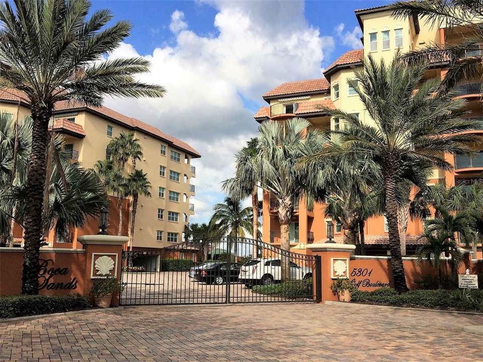 На продажу: $1,550,000 (3 спален, 3 ванн, 2350 Квадратных фут)