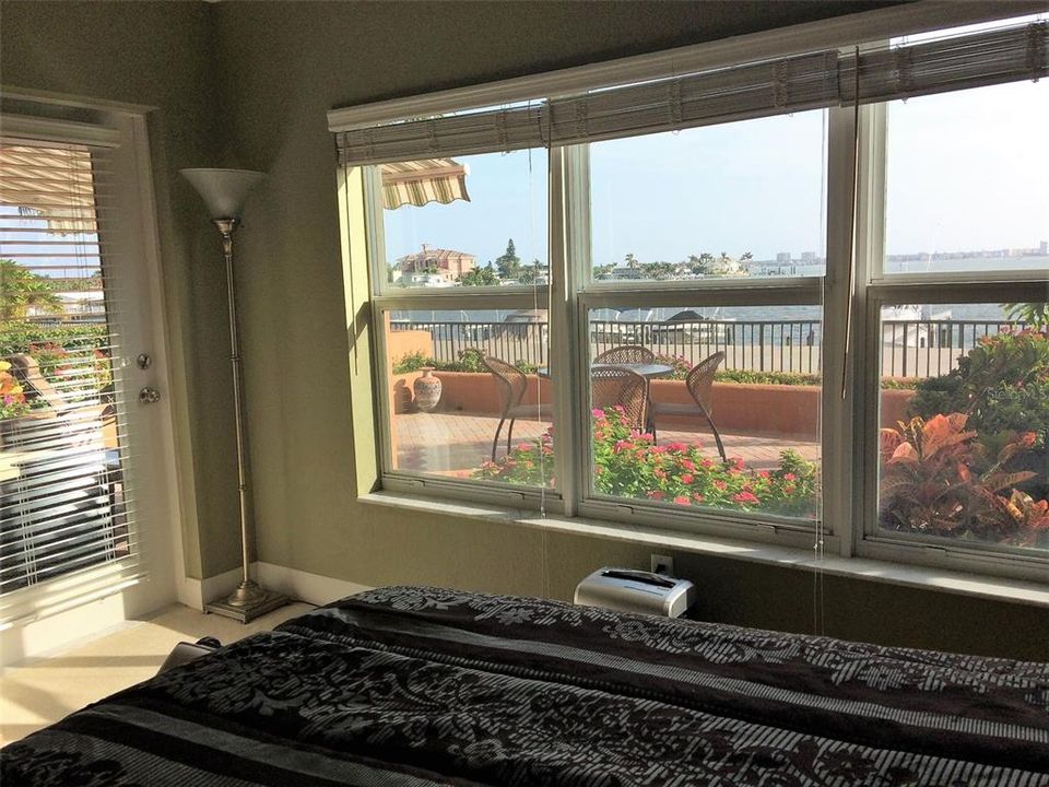 На продажу: $1,550,000 (3 спален, 3 ванн, 2350 Квадратных фут)