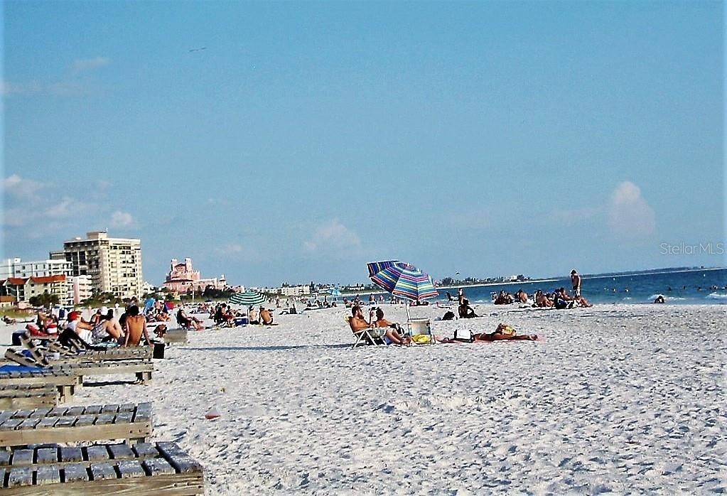 На продажу: $1,550,000 (3 спален, 3 ванн, 2350 Квадратных фут)