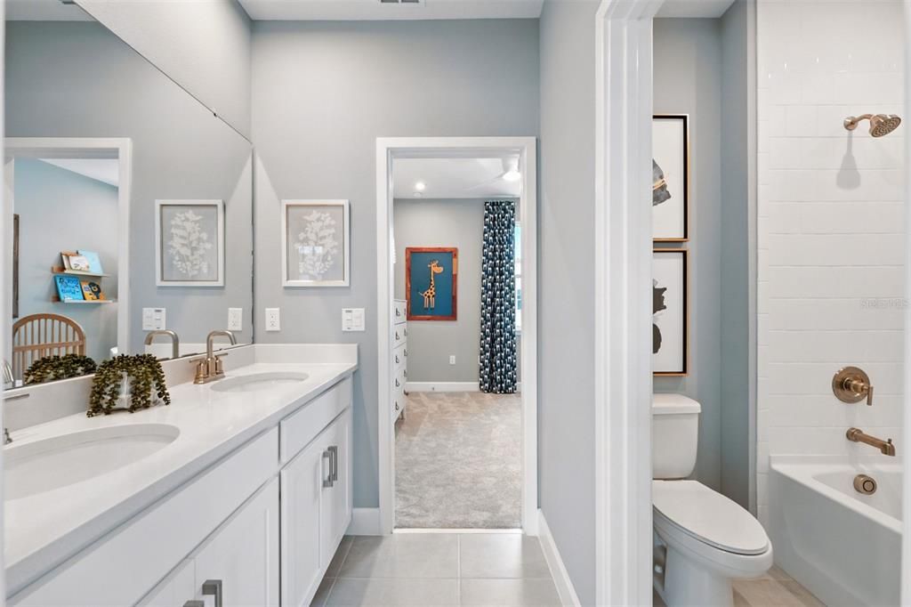 待售: $651,990 (3 贝兹, 2 浴室, 1651 平方英尺)