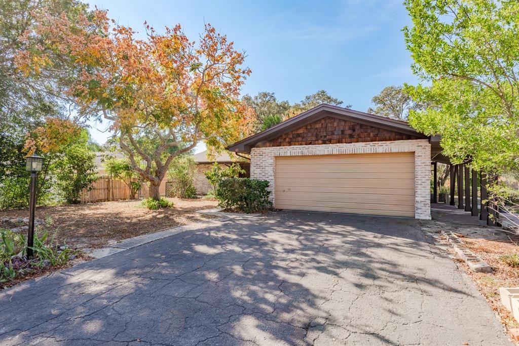 For Rent: $2,495 (4 beds, 2 baths, 1814 Square Feet)