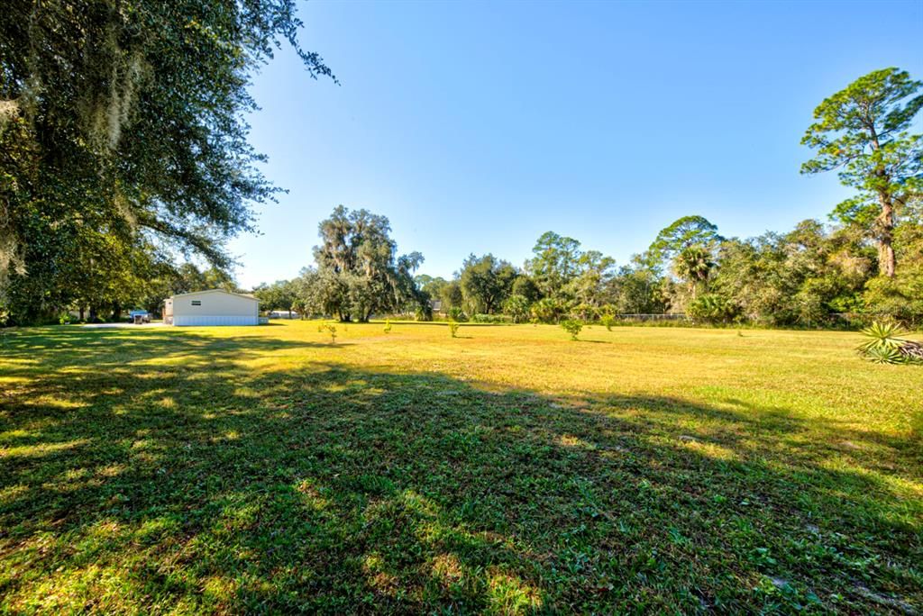 Active With Contract: $314,900 (3 beds, 2 baths, 1624 Square Feet)