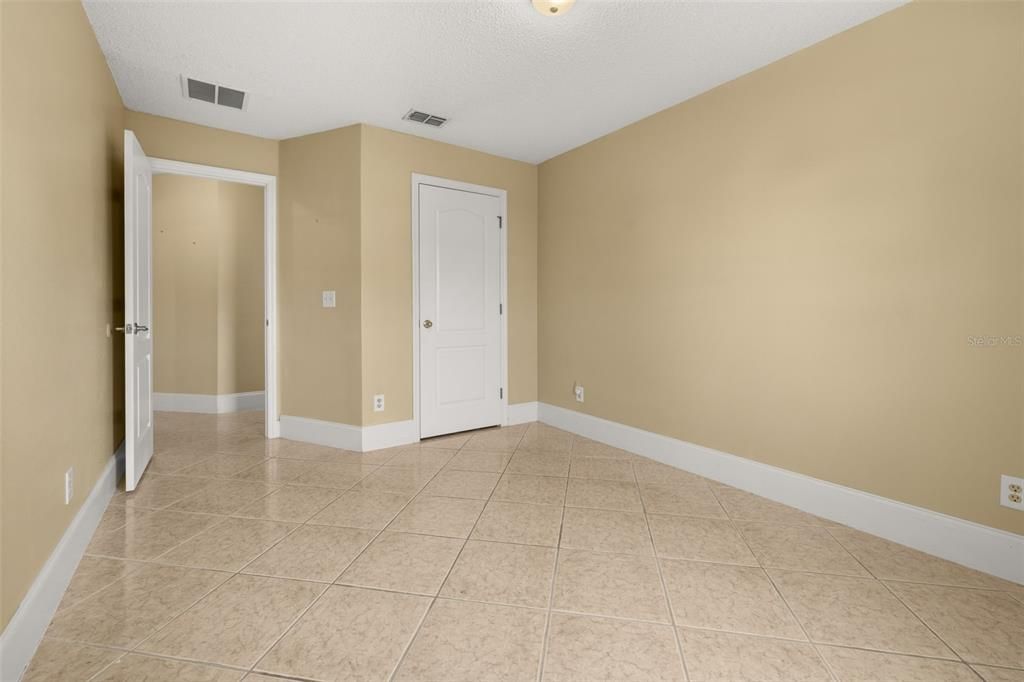 For Sale: $300,000 (4 beds, 2 baths, 2259 Square Feet)