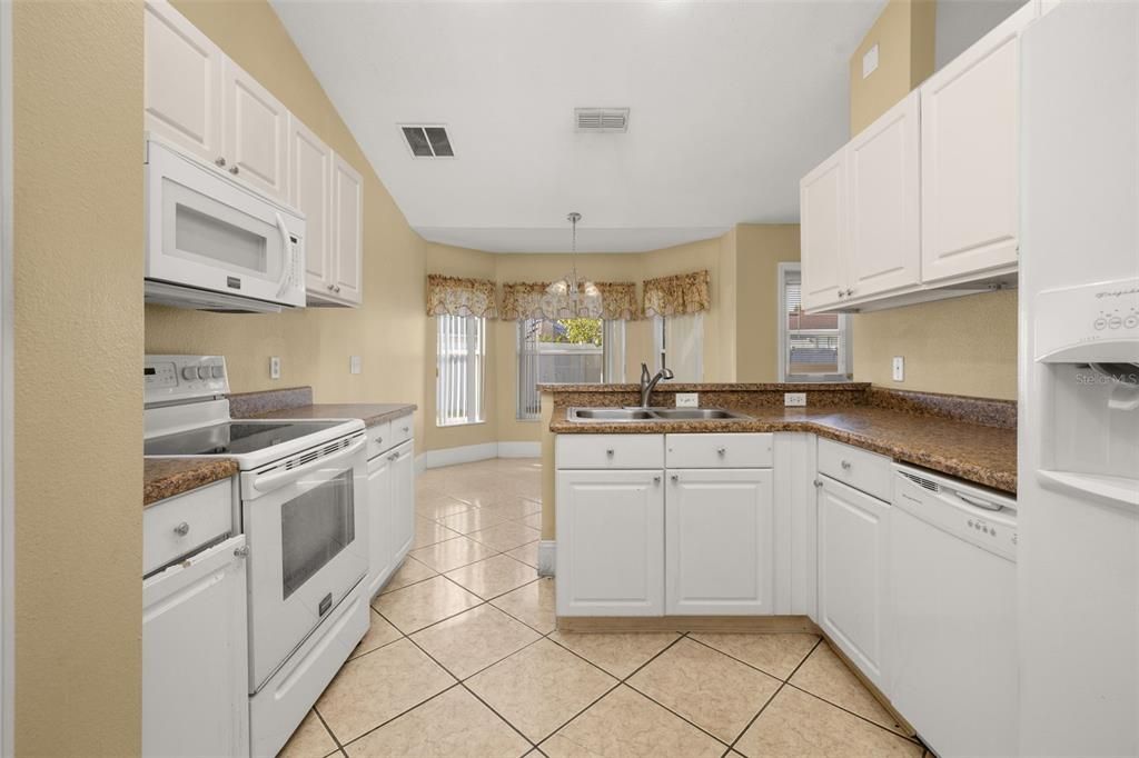 For Sale: $300,000 (4 beds, 2 baths, 2259 Square Feet)