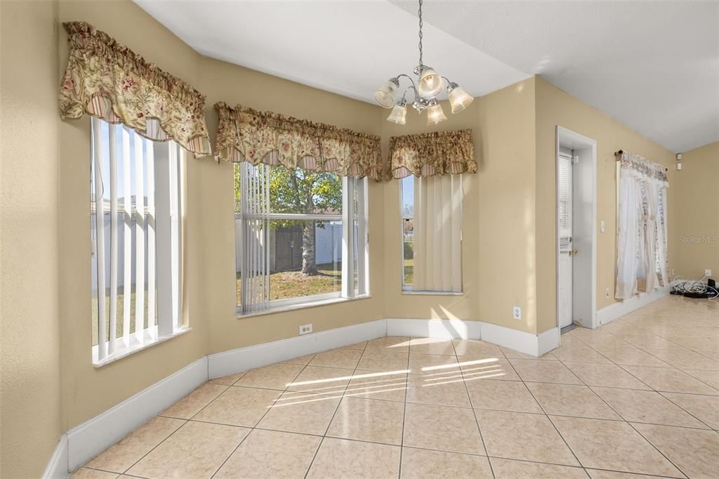 For Sale: $300,000 (4 beds, 2 baths, 2259 Square Feet)