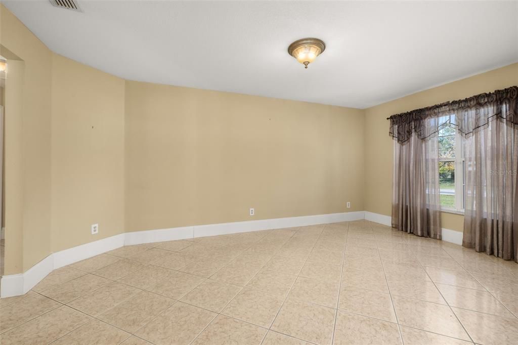 For Sale: $300,000 (4 beds, 2 baths, 2259 Square Feet)