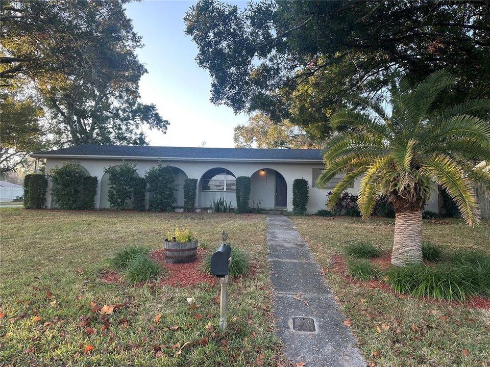 Vendido Recientemente: $276,500 (3 camas, 2 baños, 1330 Pies cuadrados)