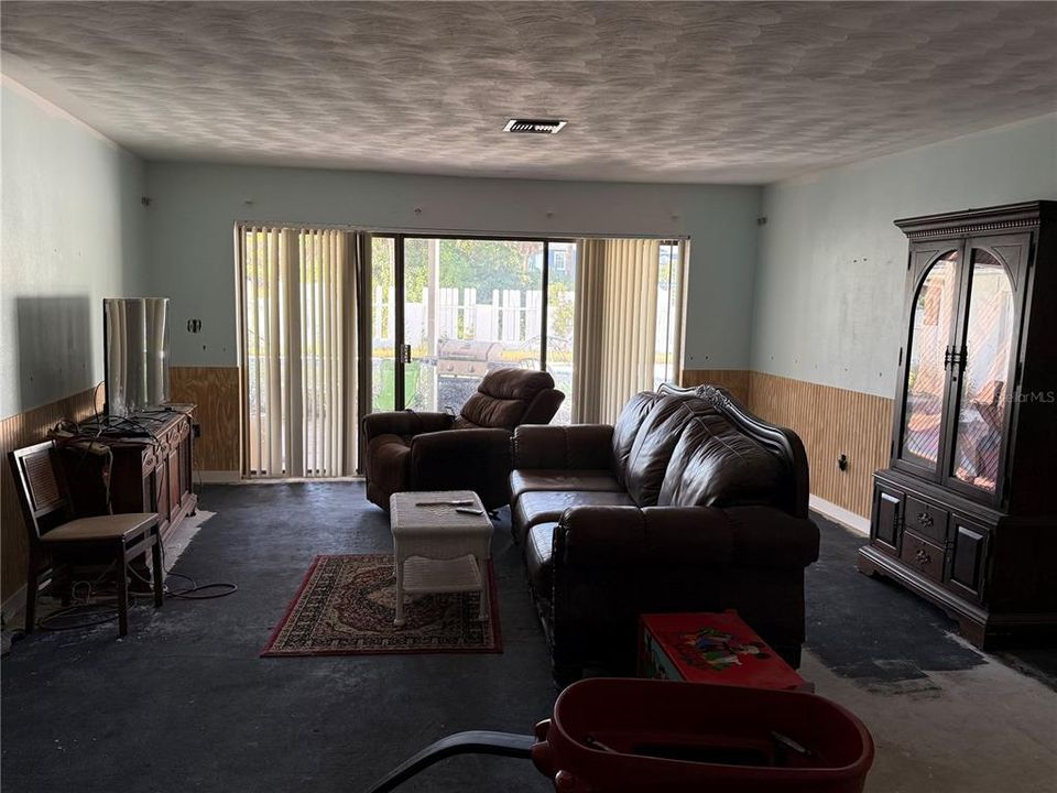 For Sale: $449,900 (4 beds, 3 baths, 3051 Square Feet)