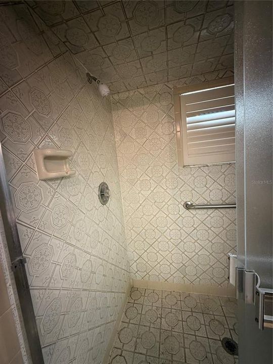 For Sale: $449,900 (4 beds, 3 baths, 3051 Square Feet)