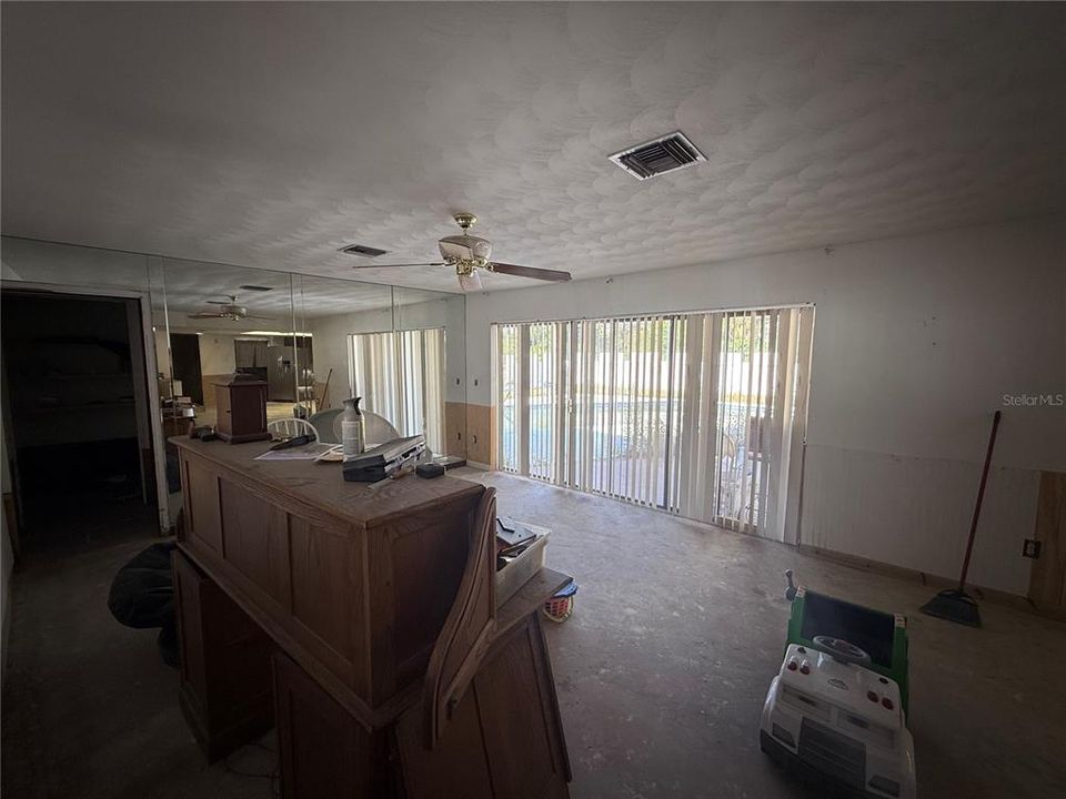 For Sale: $449,900 (4 beds, 3 baths, 3051 Square Feet)