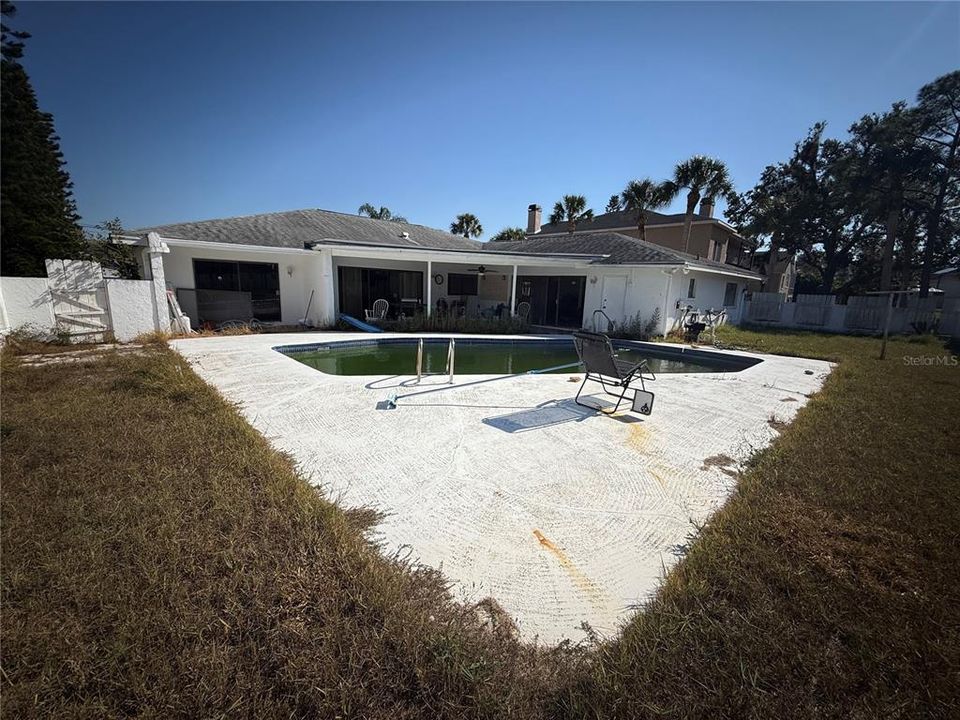 For Sale: $449,900 (4 beds, 3 baths, 3051 Square Feet)