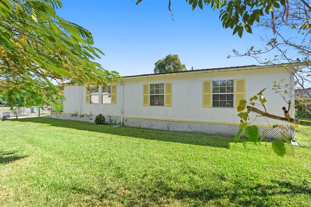 Active With Contract: $185,000 (4 beds, 2 baths, 1560 Square Feet)