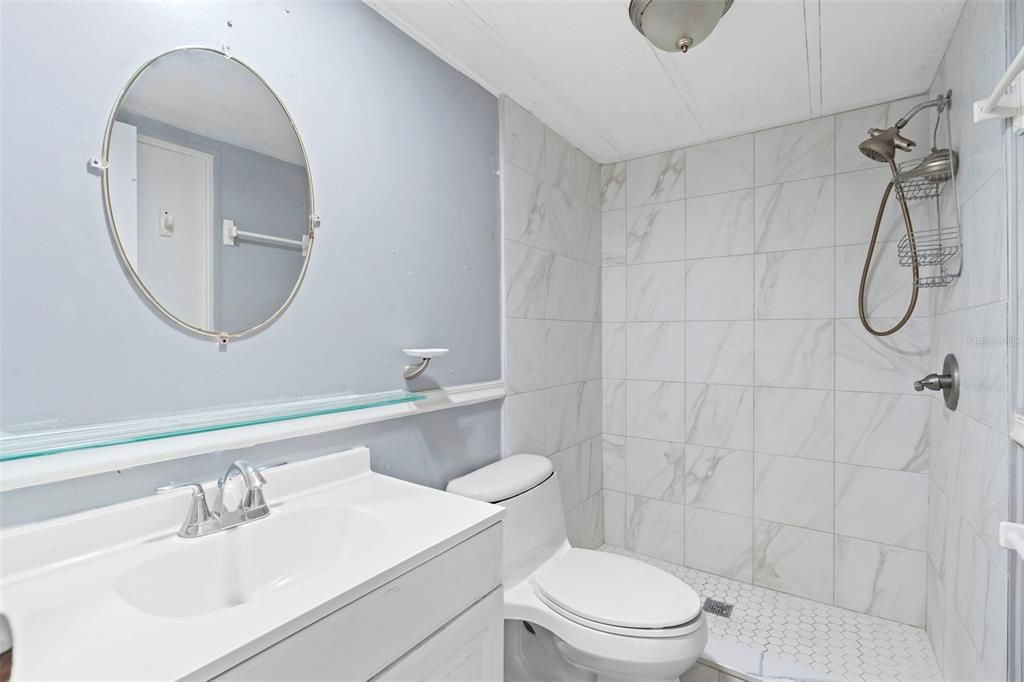 Active With Contract: $185,000 (4 beds, 2 baths, 1560 Square Feet)