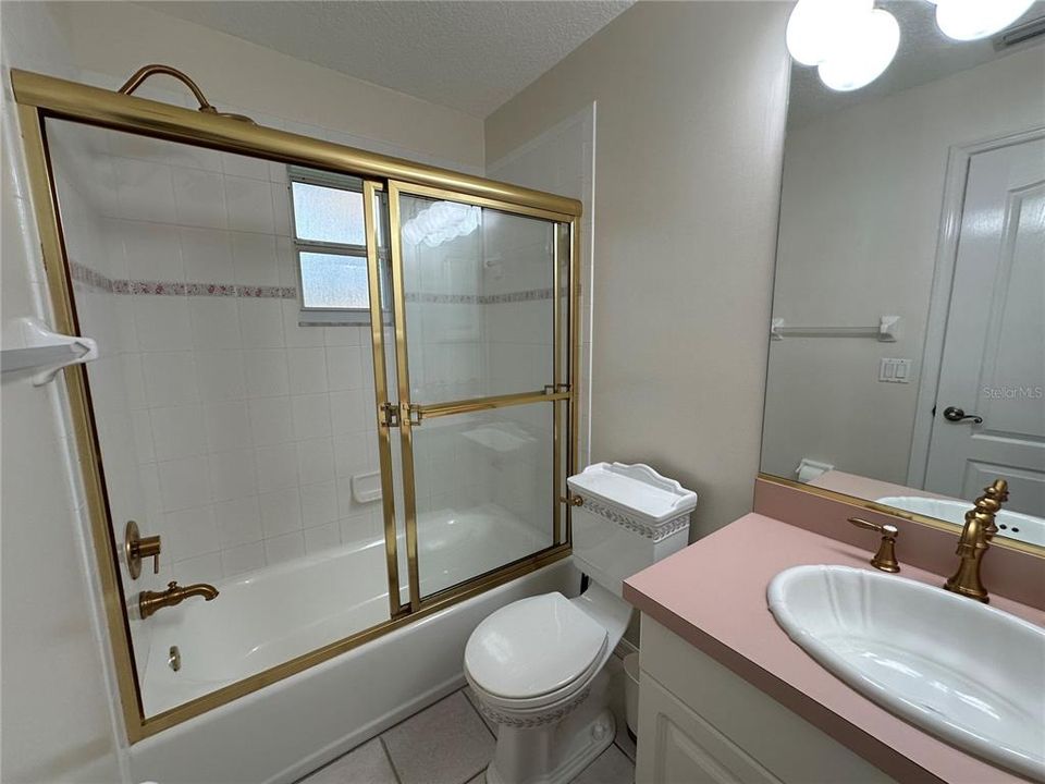 En Venta: $1,431,000 (4 camas, 4 baños, 2781 Pies cuadrados)