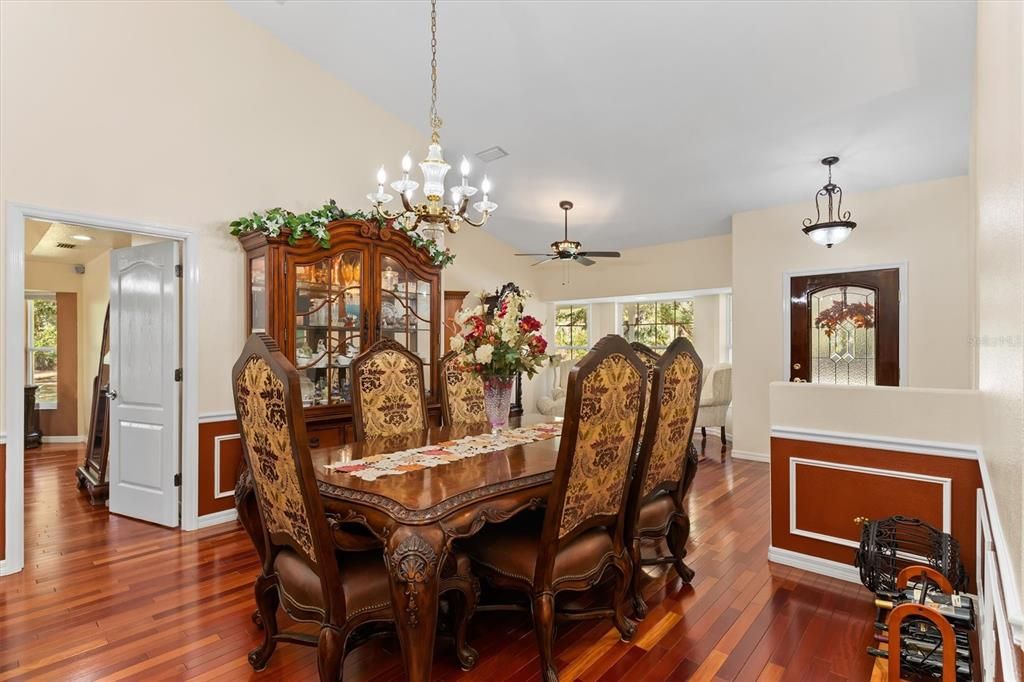 En Venta: $1,431,000 (4 camas, 4 baños, 2781 Pies cuadrados)