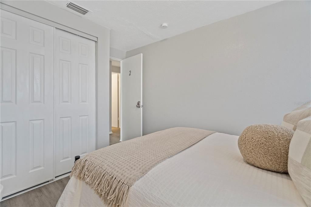 出租: $2,500 (4 贝兹, 2 浴室, 1577 平方英尺)