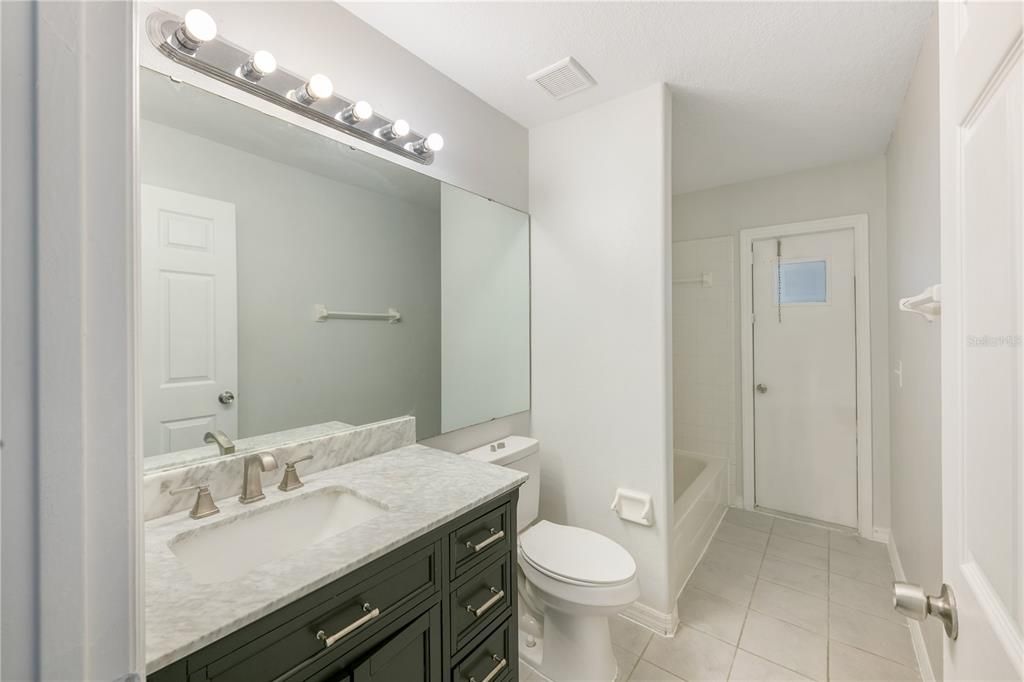 For Sale: $355,000 (3 beds, 2 baths, 1519 Square Feet)